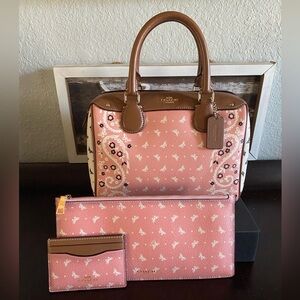 Coach Mini Bennett Butterfly Bandanna with card holder NWOT